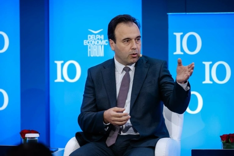 Παπαστεργίου: Δημιουργείται ειδική γραμματεία για την τεχνητή νοημοσύνη