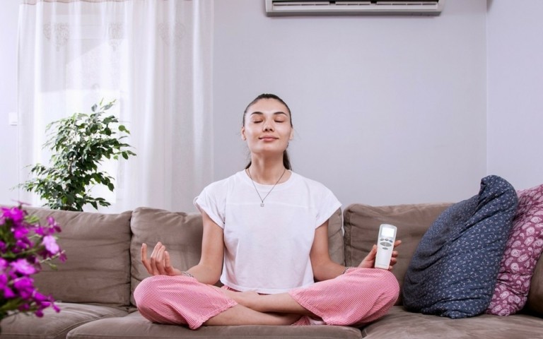 Ενεργειακή απόδοση κλιματιστικού: Πώς να δροσίσεις το σπίτι χωρίς να ξοδέψεις μία περιουσία