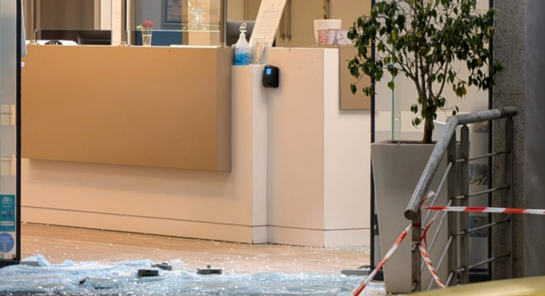 Γιώργος Μοσχούρης: Οι δράστες πυροβολούσαν εναλλάξ σε ένα από τα πιο κεντρικά σημεία του Χαλανδρίου – Βρέθηκαν πάνω από 40 κάλυκες 