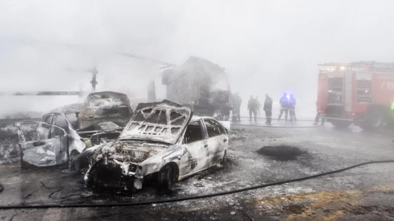 Εγνατία: Ανατροπή με τις συνθήκες του τροχαίου – Το φορτηγό έπεσε πάνω στα ΙΧ χωρίς να προηγηθεί σύγκρουση – Οι πληροφορίες για τους 2 νεκρούς