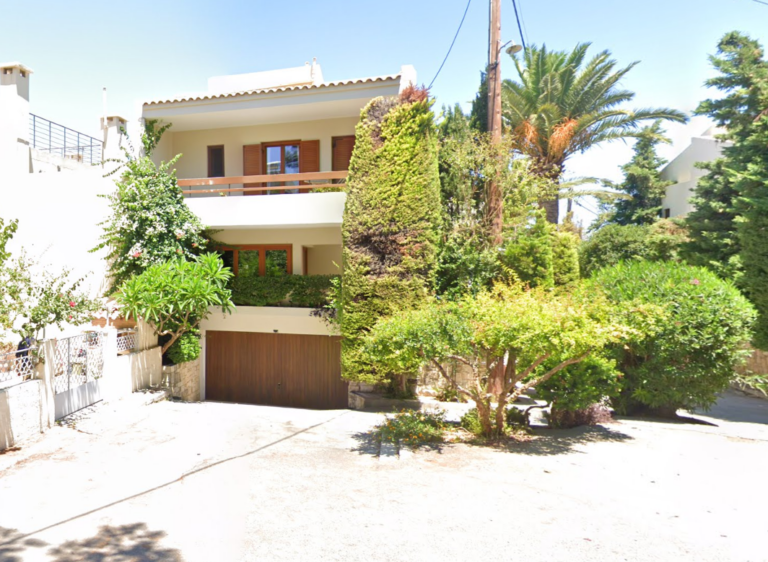 Πλειστηριασμοί: Άλλαξαν χέρια ακίνητα της οικογένειας Καρούζου στο Ηράκλειο και του Αλ. Σπέντζου στον Ωρωπό (pics)