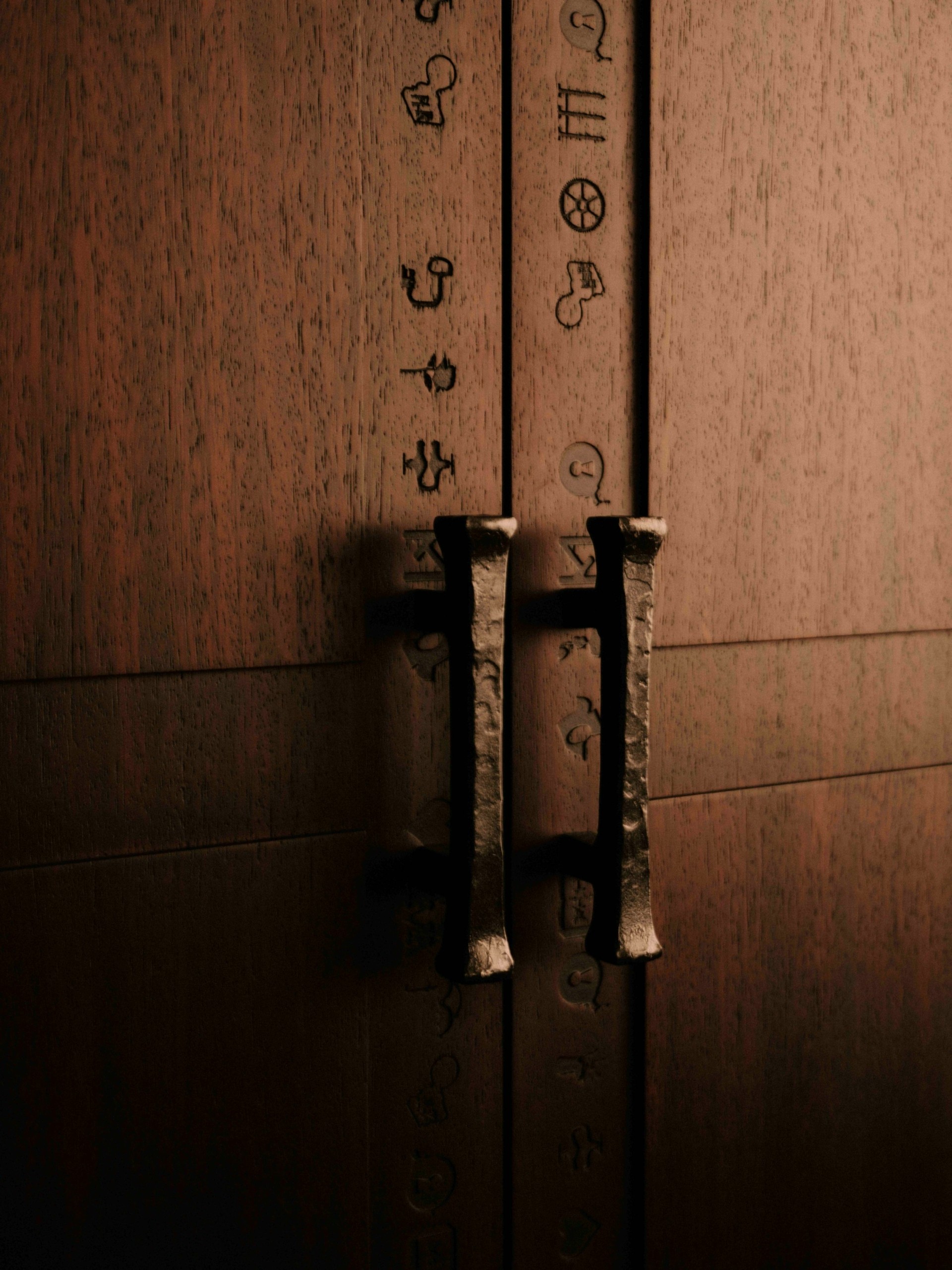 Το νέο σουρεαλιστικό ξενοδοχείο του Philippe Starck