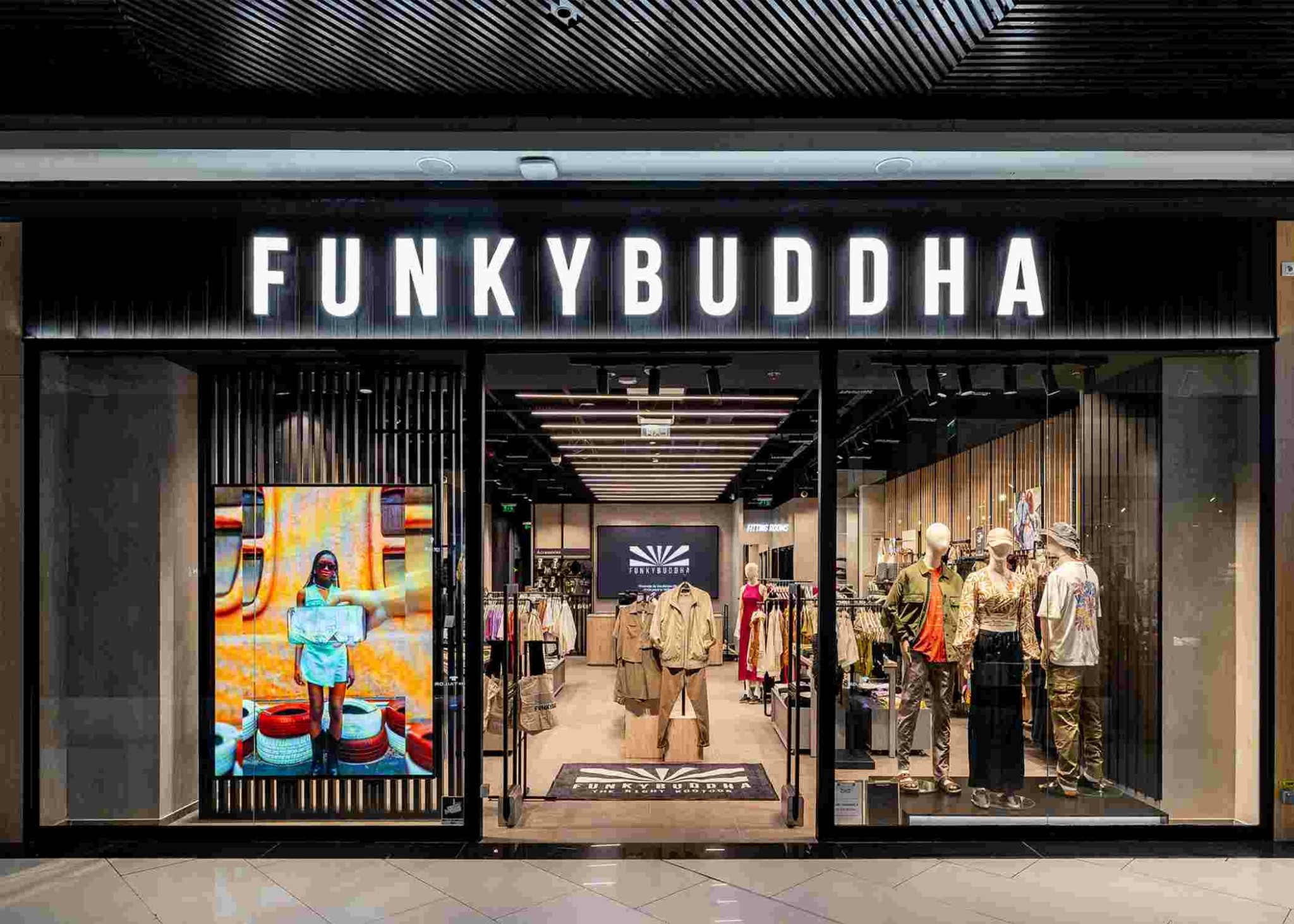Funky Buddha: Επέκταση της επιχειρηματικής της δραστηριότητας στην αγορά της Ρουμανίας (pics)