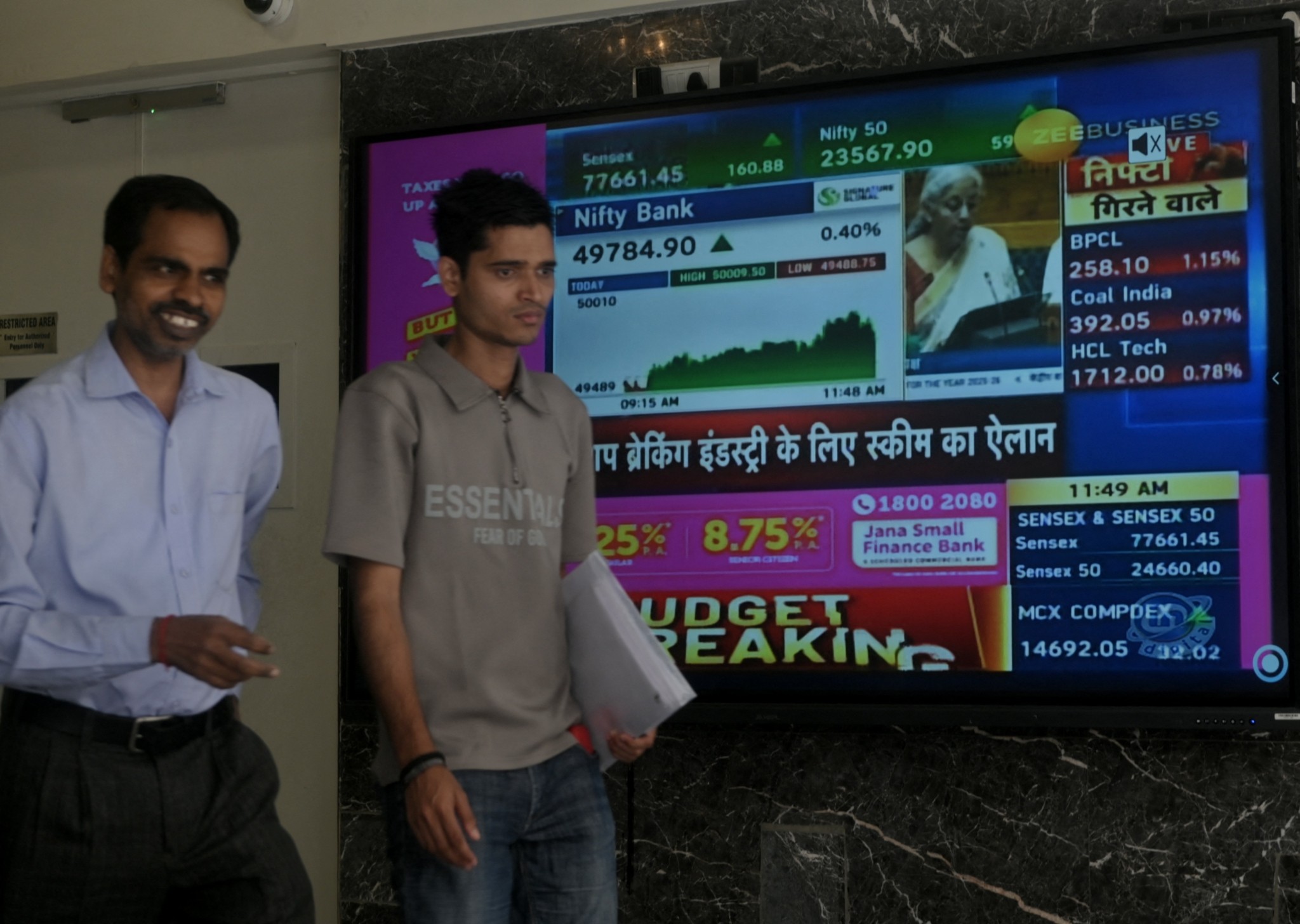 Μυθικά κέρδη $5 δισ. για τις αμυντικές μετοχές της Ινδίας φέρνει ο φόβος του πολέμου (γράφημα)