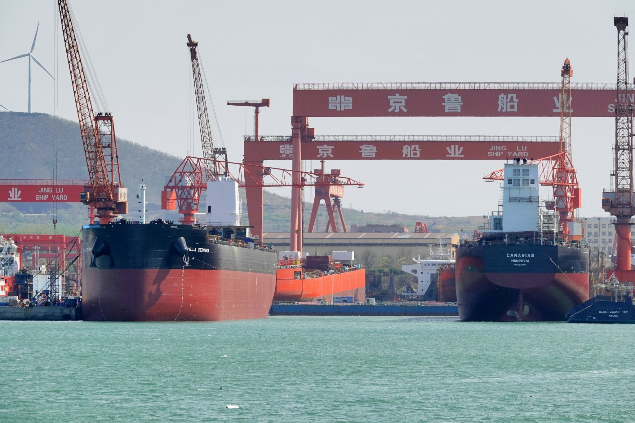 Έρχεται κύμα ναυπηγήσεων σε όλους τους τομείς