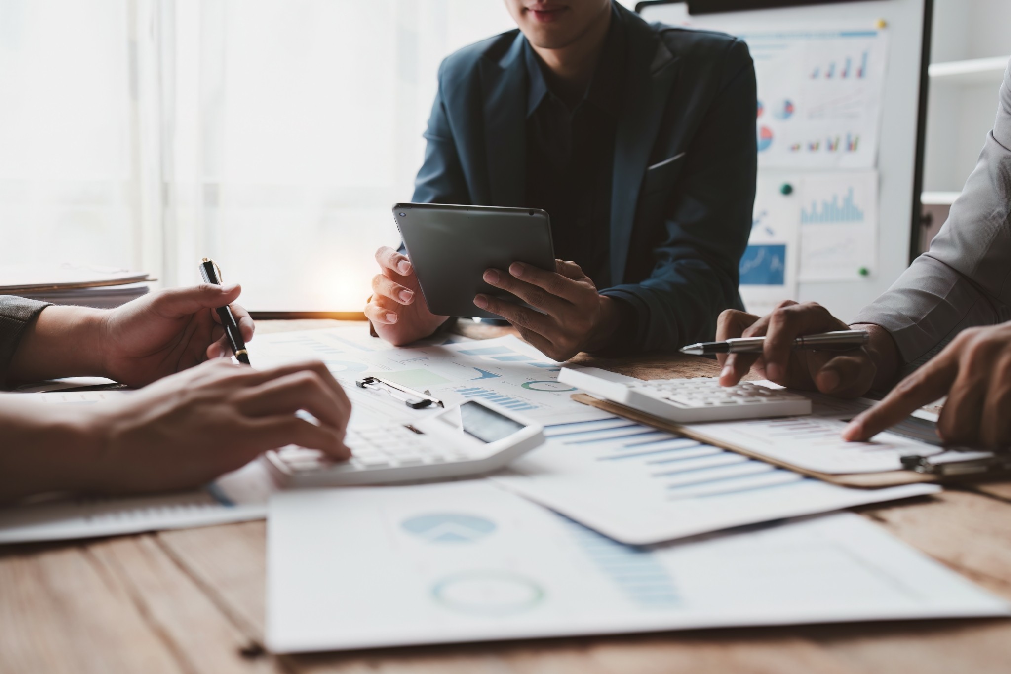 LinkedIn: Ο ιδρυτής του αποκαλύπτει τα 3 κλειδιά για επιχειρηματική επιτυχία (vid)