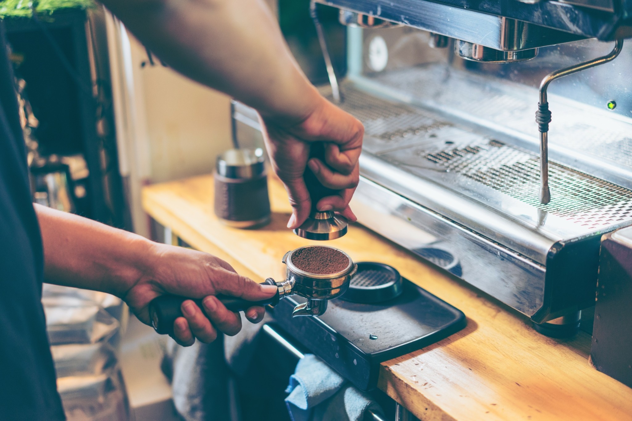 Τουριστικός κλάδος: Αύξηση υπερωριών 637% με την ψηφιακή κάρτα εργασίας