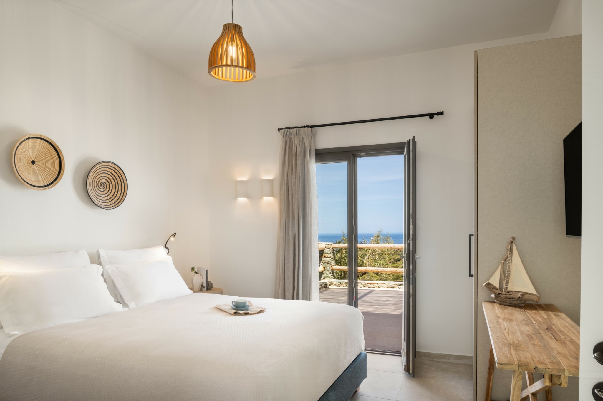 Σίφνος: Η Mythic Villa είναι ένα εντυπωσιακό καταφύγιο χαλάρωσης