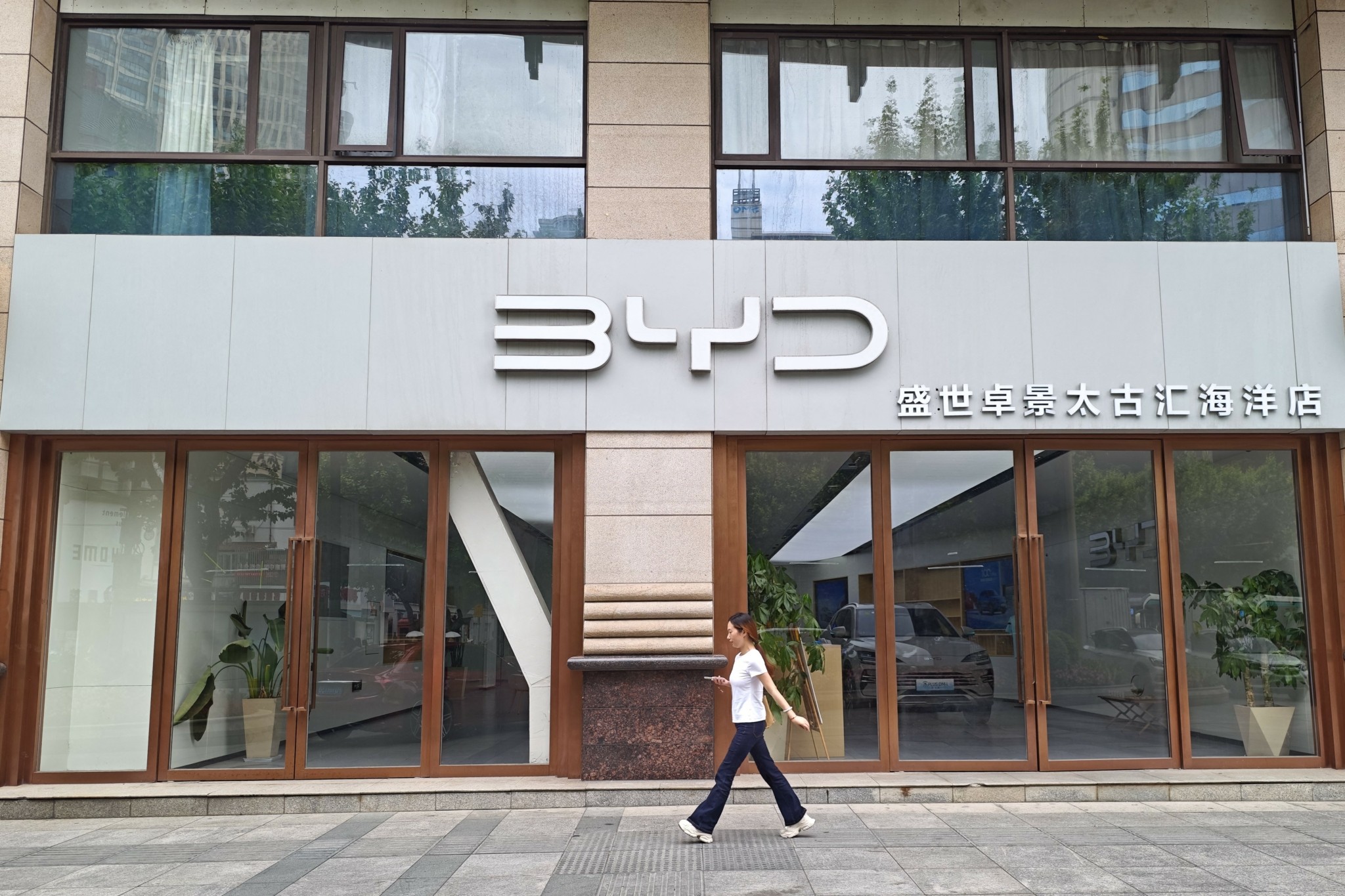 Η BYD καθυστερεί την παραγωγή στην Ουγγαρία και επιταχύνει στην Τουρκία