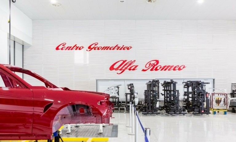 Η Alfa Romeo καθυστερεί το λανσάρισμα της νέας Stelvio 
