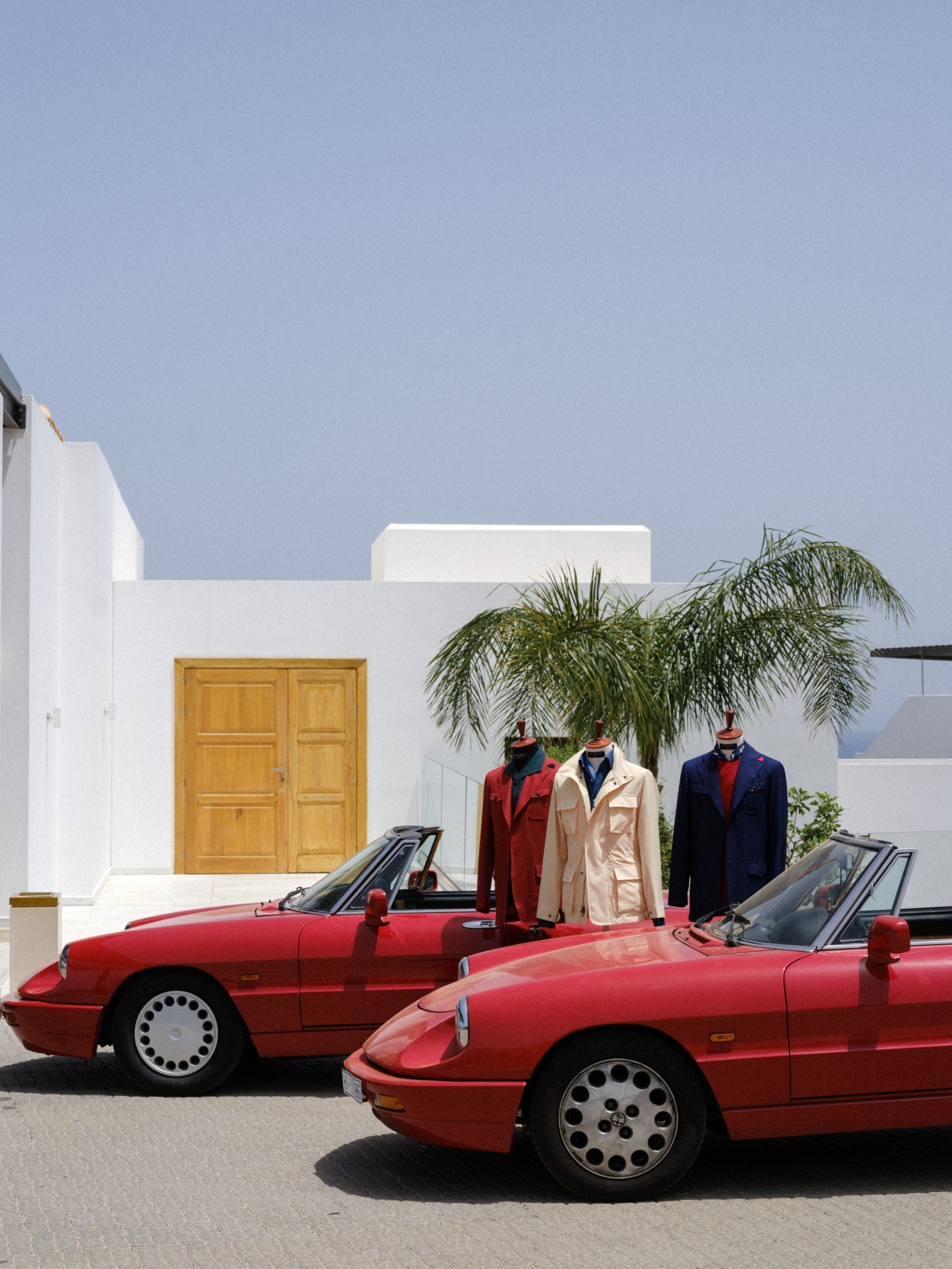 20 χρόνια Bespoke Athens: Μια συλλογή-σταθμός για το εργαστήρι του στυλ