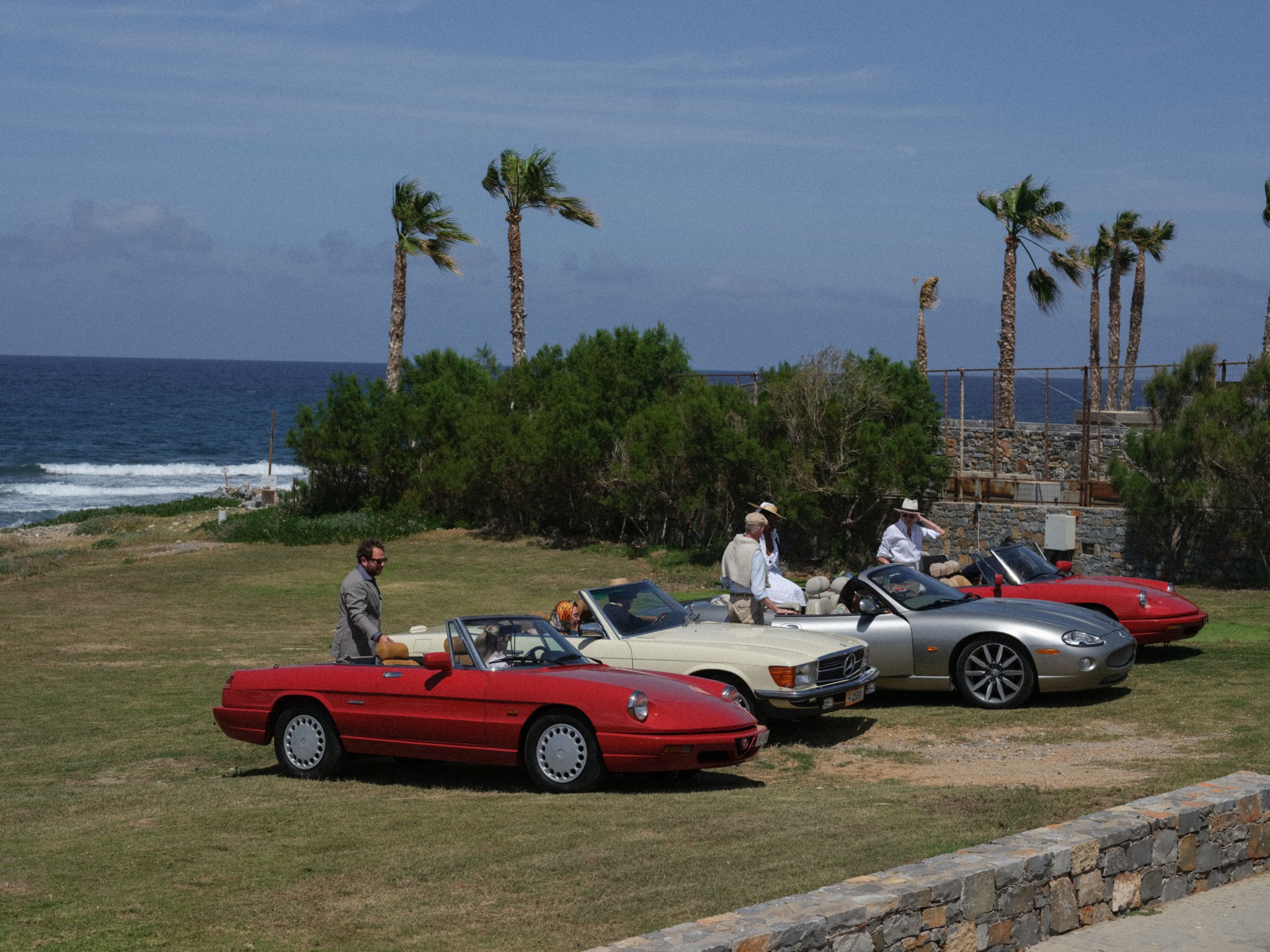 20 χρόνια Bespoke Athens: Μια συλλογή-σταθμός για το εργαστήρι του στυλ