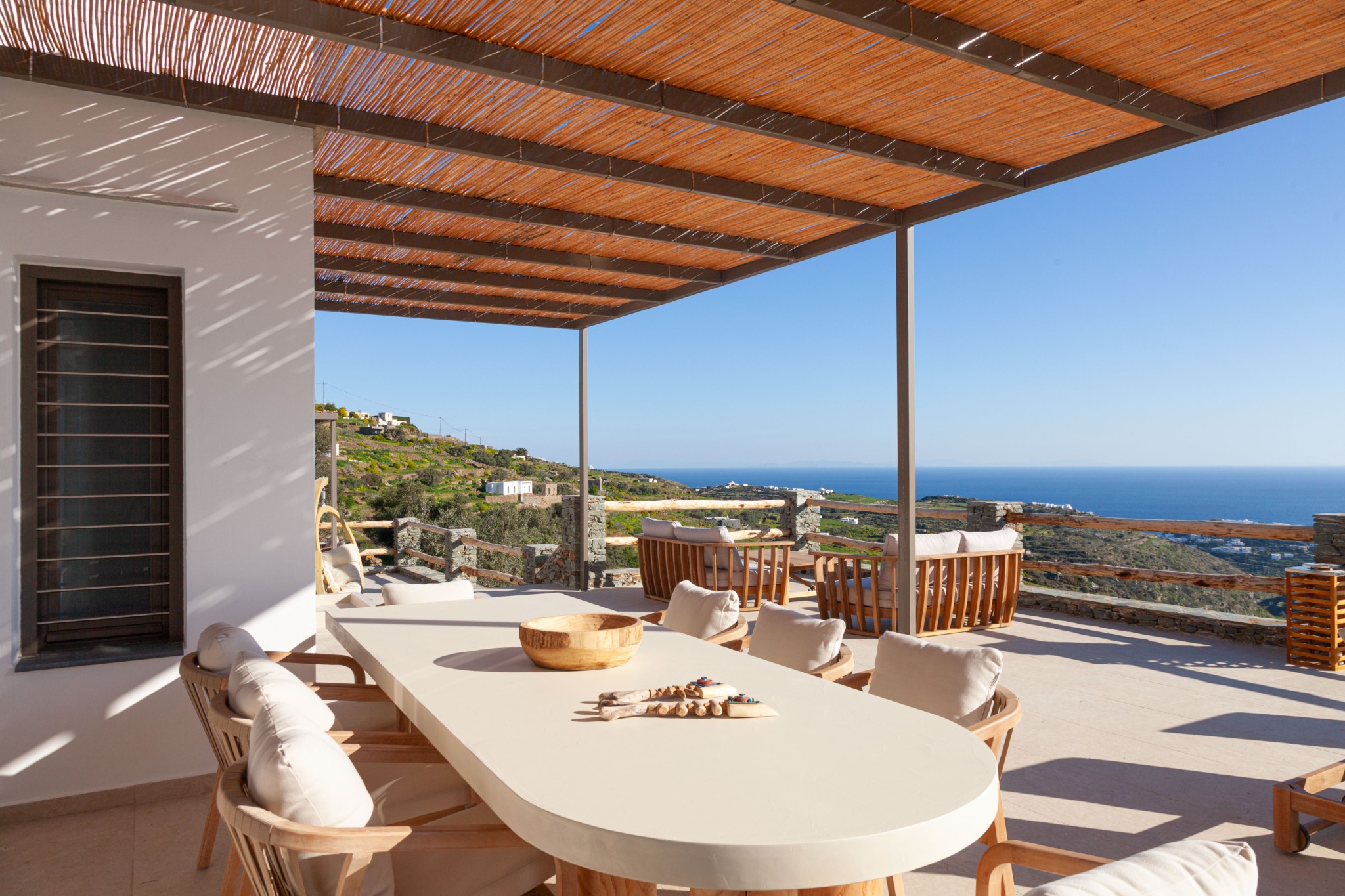 Σίφνος: Η Mythic Villa είναι ένα εντυπωσιακό καταφύγιο χαλάρωσης