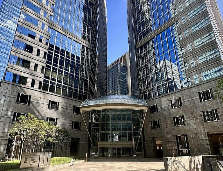 NTT: Ετοιμάζει πλήρη εξαγορά της NTT Data έναντι $21 δισ.