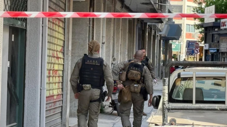 Έκρηξη στη Θεσσαλονίκη: Δεν έφτιαξε τη βόμβα η 38χρονη – Ψάχνουν τον ενοικιαστή του διαμερίσματος