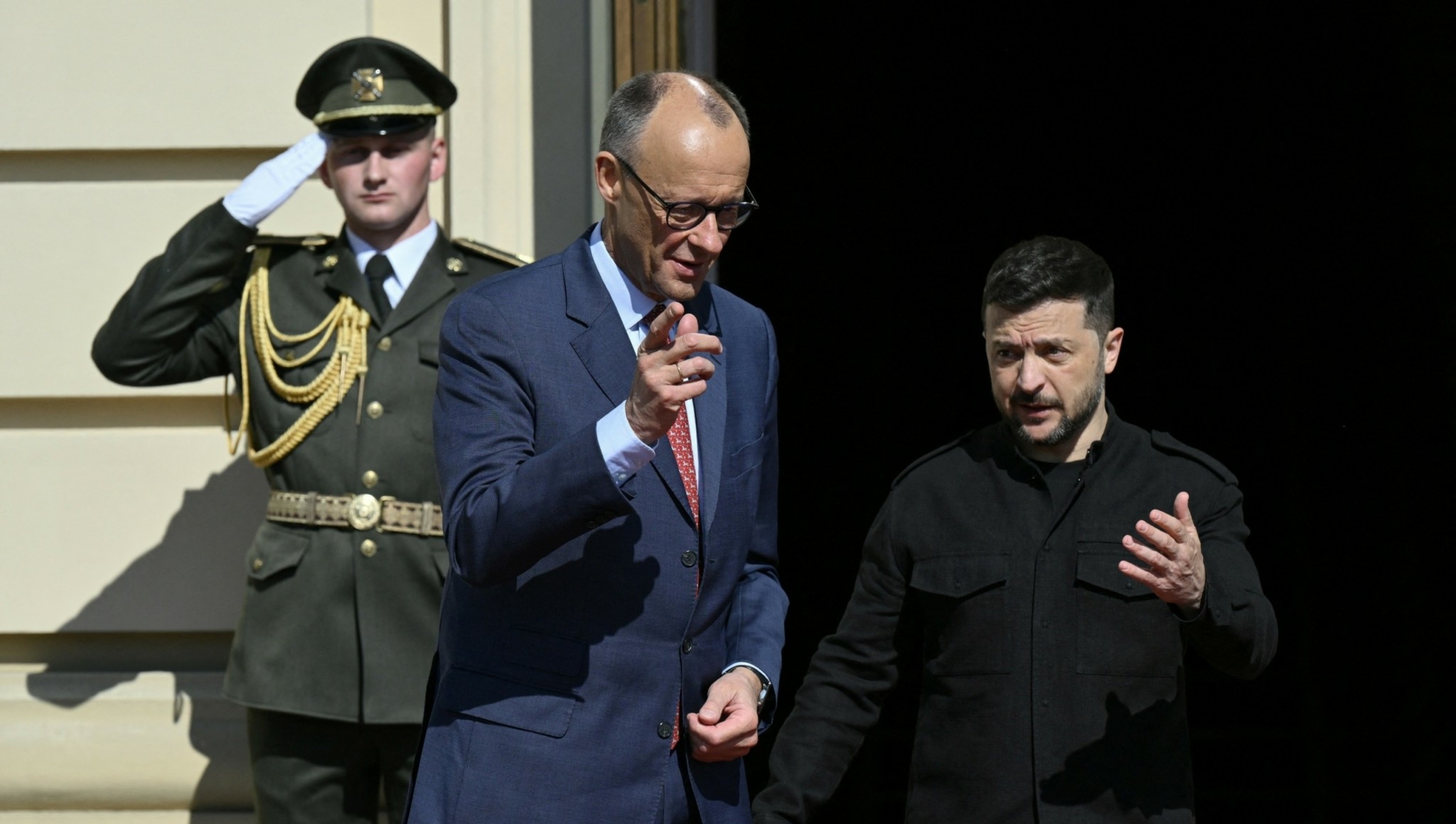 Γερμανία: Συμφωνία €5 δισ. με την Ουκρανία για την κατασκευή όπλων μεγάλου βεληνεκούς