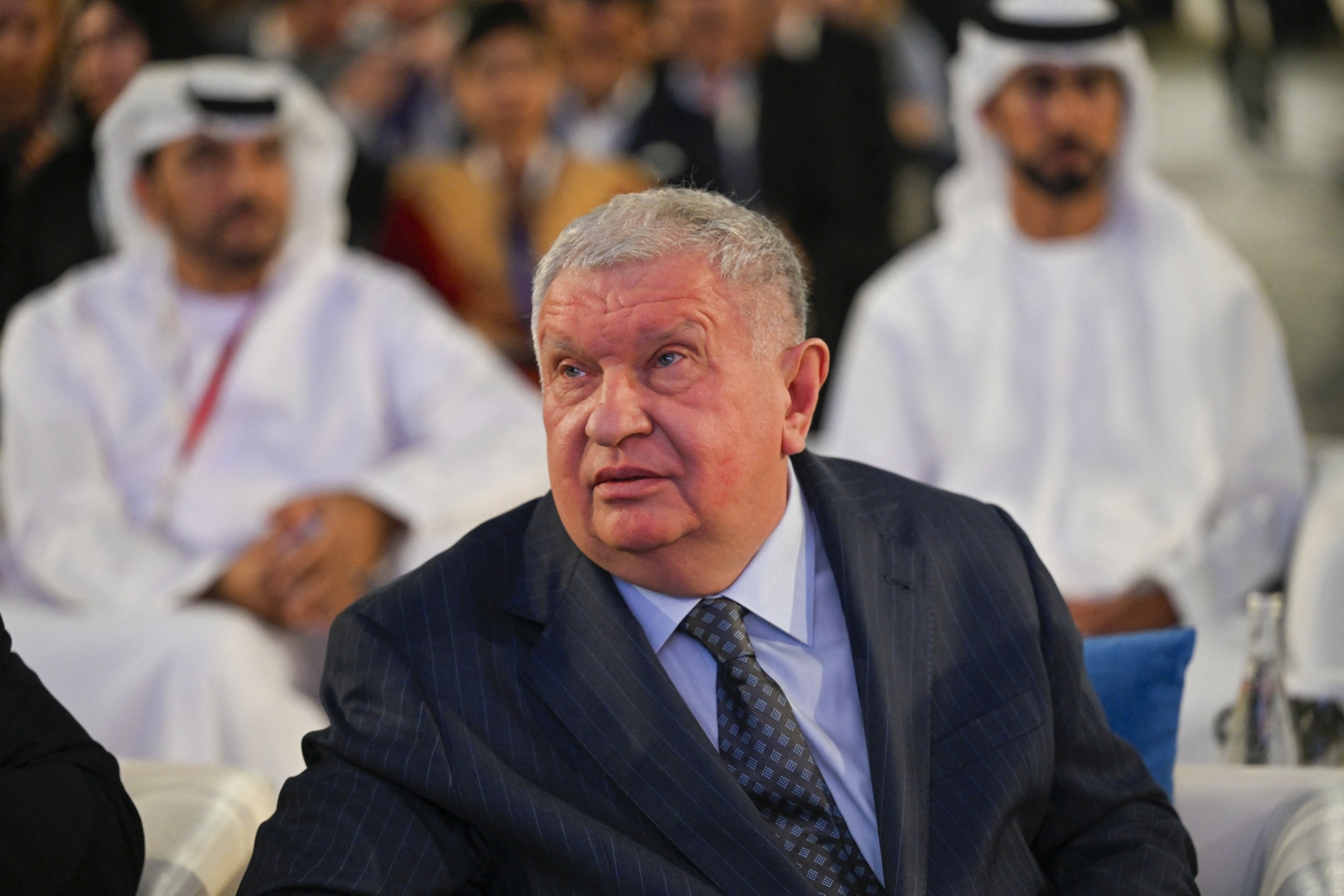 Σέτσιν (Rosneft): Κίνδυνος αναταραχής και οικονομικής κρίσης στην Ευρώπη από τις κυρώσεις κατά τη Ρωσίας | Ειδήσεις για την Οικονομία