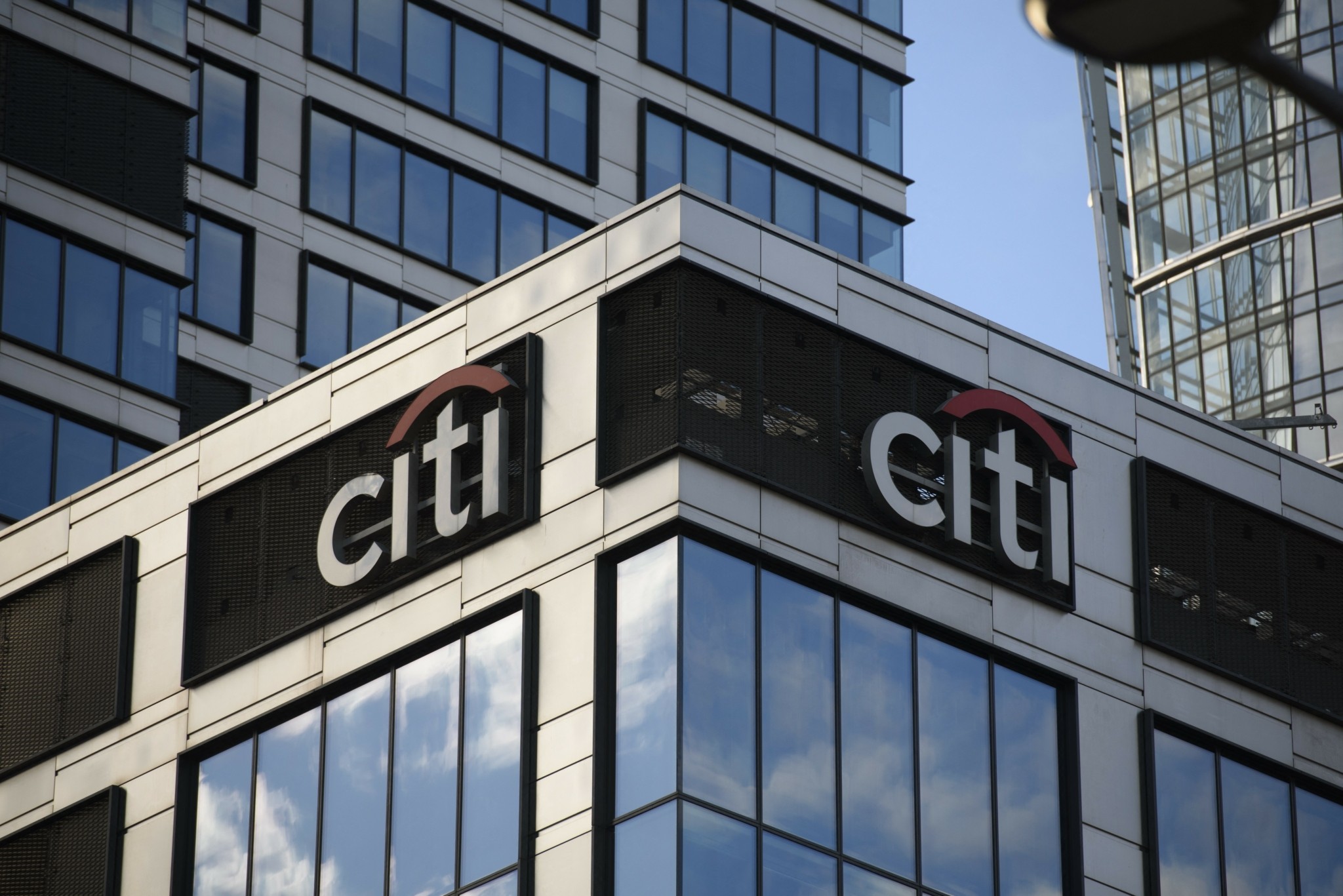 Citi: Κέρδη και έσοδα καλύτερα των εκτιμήσεων το γ’ τρίμηνο, παρά την αύξηση του κόστους