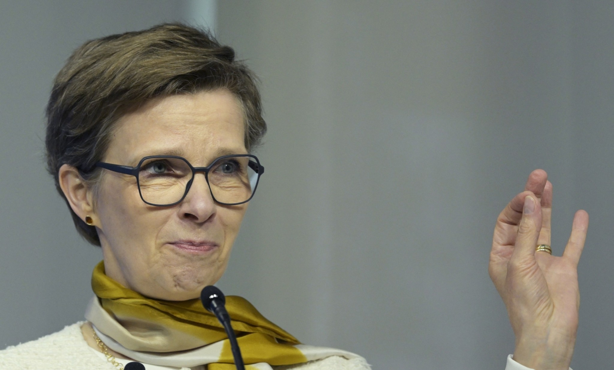 Κλαούντια Μπουχ: Εντείνονται οι έλεγχοι της ΕΚΤ για το άνοιγμα των τραπεζών σε ιδιωτικά κεφάλαια