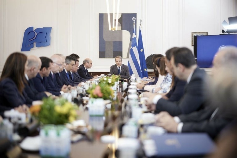 Υπουργικό Συμβούλιο: Πράσινη μετάβαση, Τεχνητή Νοημοσύνη και ΕΡΤ στο επίκεντρο – Τι αποφασίστηκε