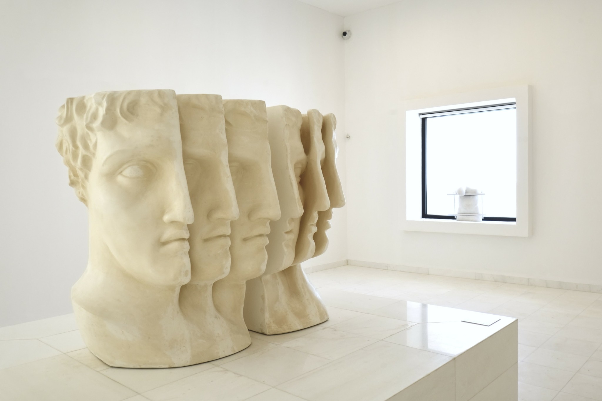 Γιάννης Γαϊτης: Η ζωή και το έργο του μεγάλου εικαστικού μέσα από τα λόγια της κόρης του