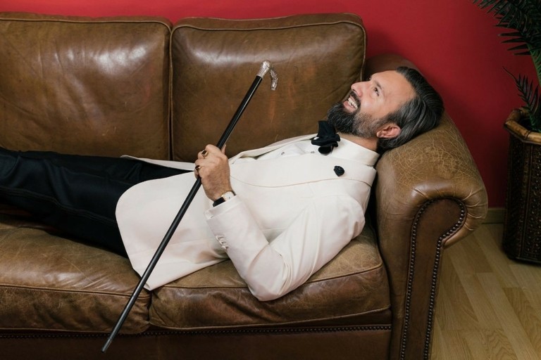 Το Black Tie δεν είναι απλώς dress code – Είναι στάση