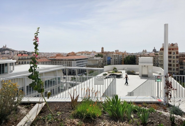 Point Supreme: Το βραβευμένο ελληνικό γραφείο σχεδίασε τη νέα σχολή Aρχιτεκτονικής της Μασσαλίας