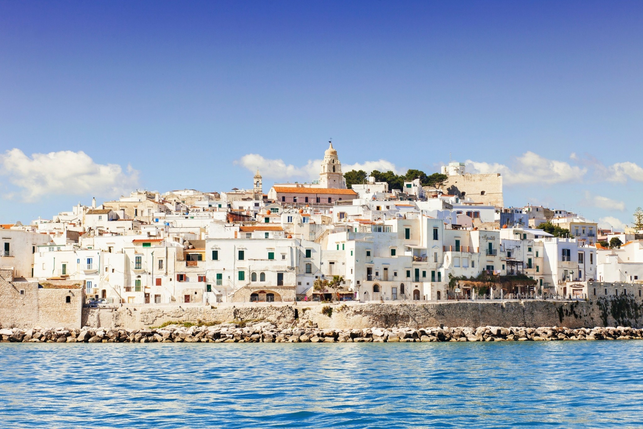 Υπερτουρισμός: Ποια νησιά στην Ευρώπη κατάφεραν να τον αποφύγουν