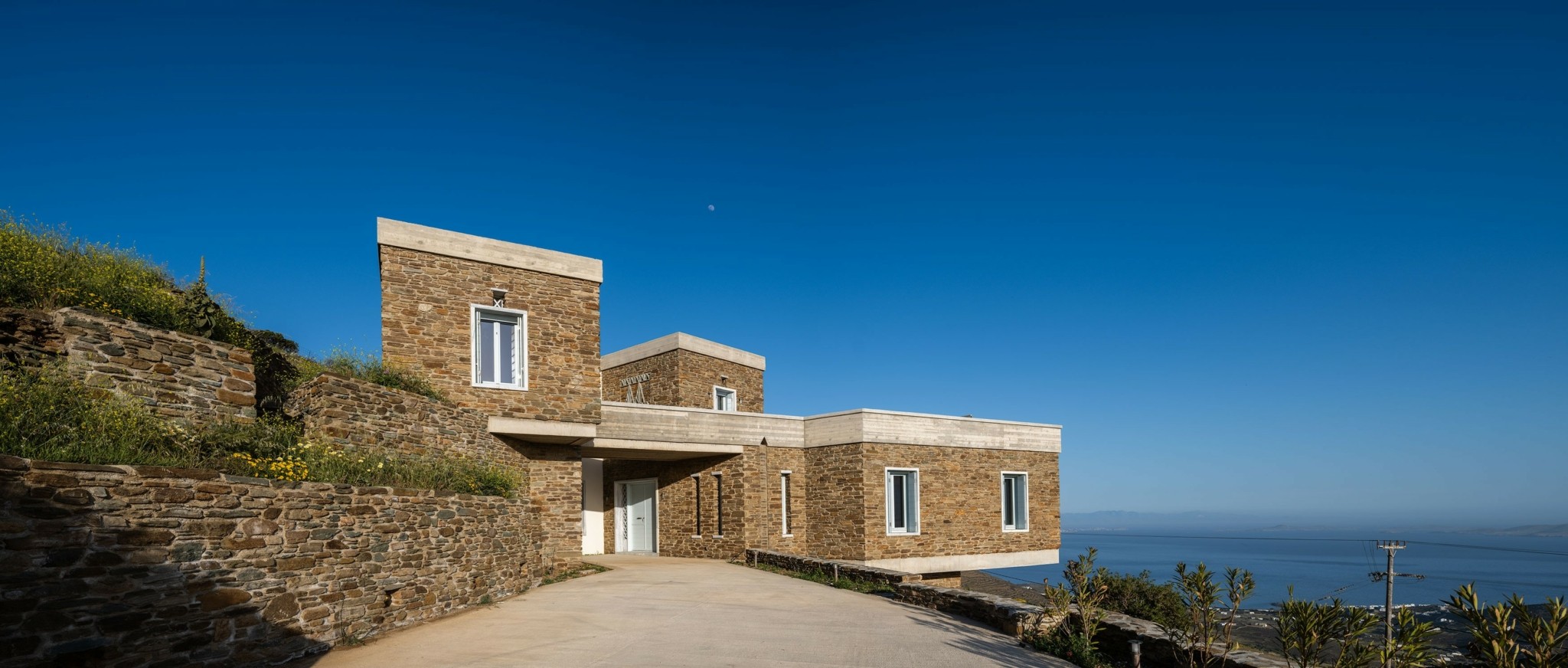 Δύο υπέροχες κατοικίες στην Τήνο που σέβονται τον τοπικό χαρακτήρα