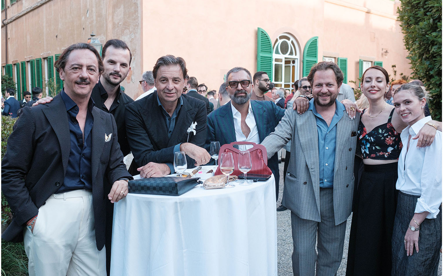 Pitti Uomo 108: Οι Ελληνες που ταξίδεψαν με Alfa Romeo Spider στη γιορτή του ανδρικού στυλ