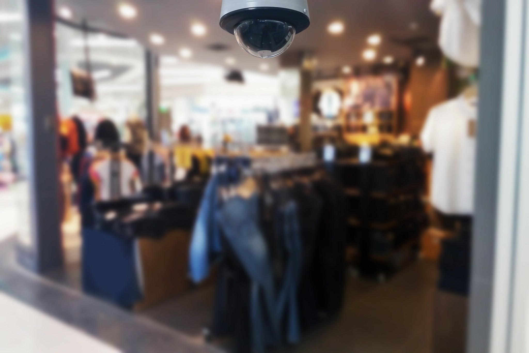 Πώς οι συνεχείς κλοπές στα καταστήματα λιανικής αυξάνουν τις τιμές (γράφημα)