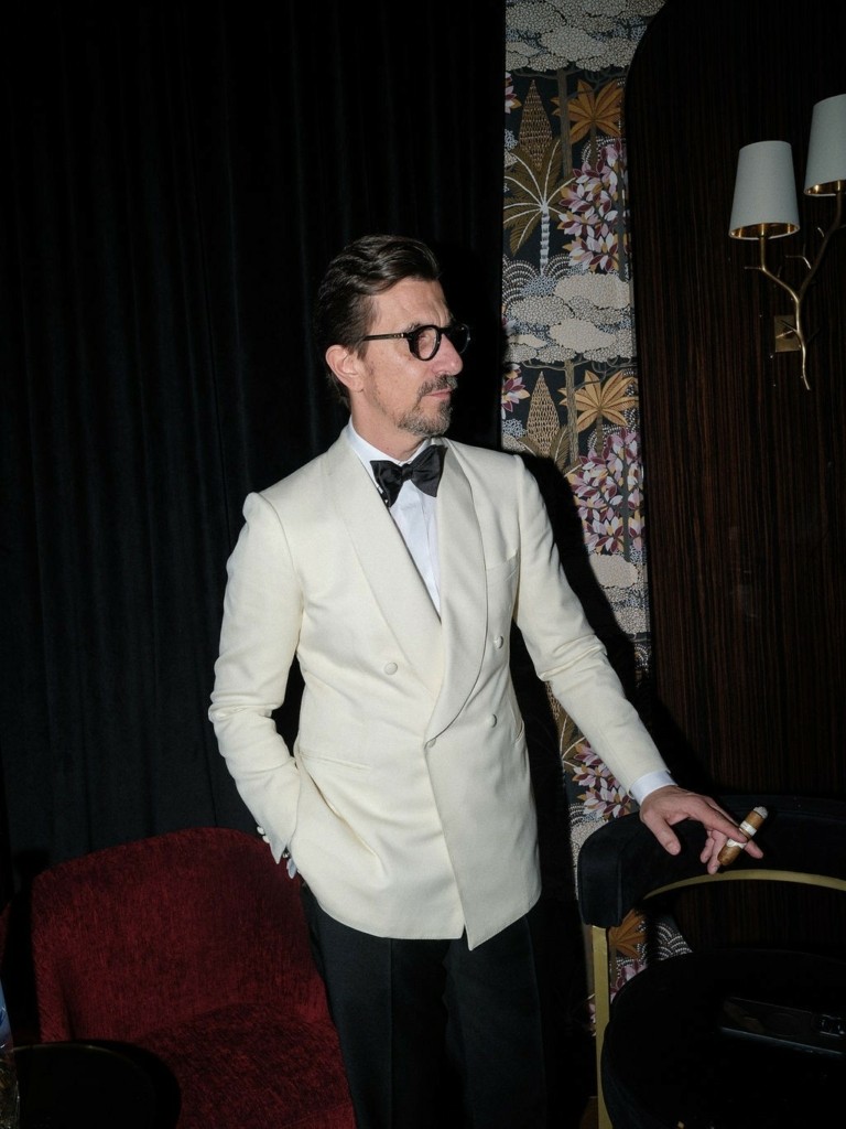 Το Black Tie δεν είναι απλώς dress code – Είναι στάση