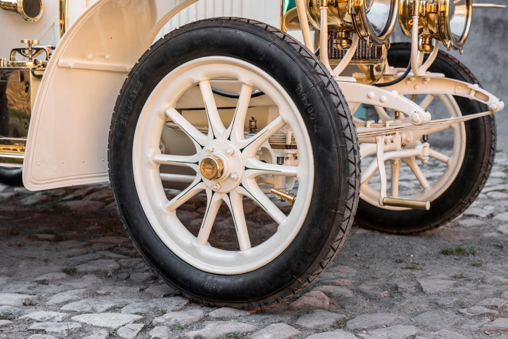 Το σπάνιο χειροποίητο ρολόι με τη σφραγίδα της Skoda