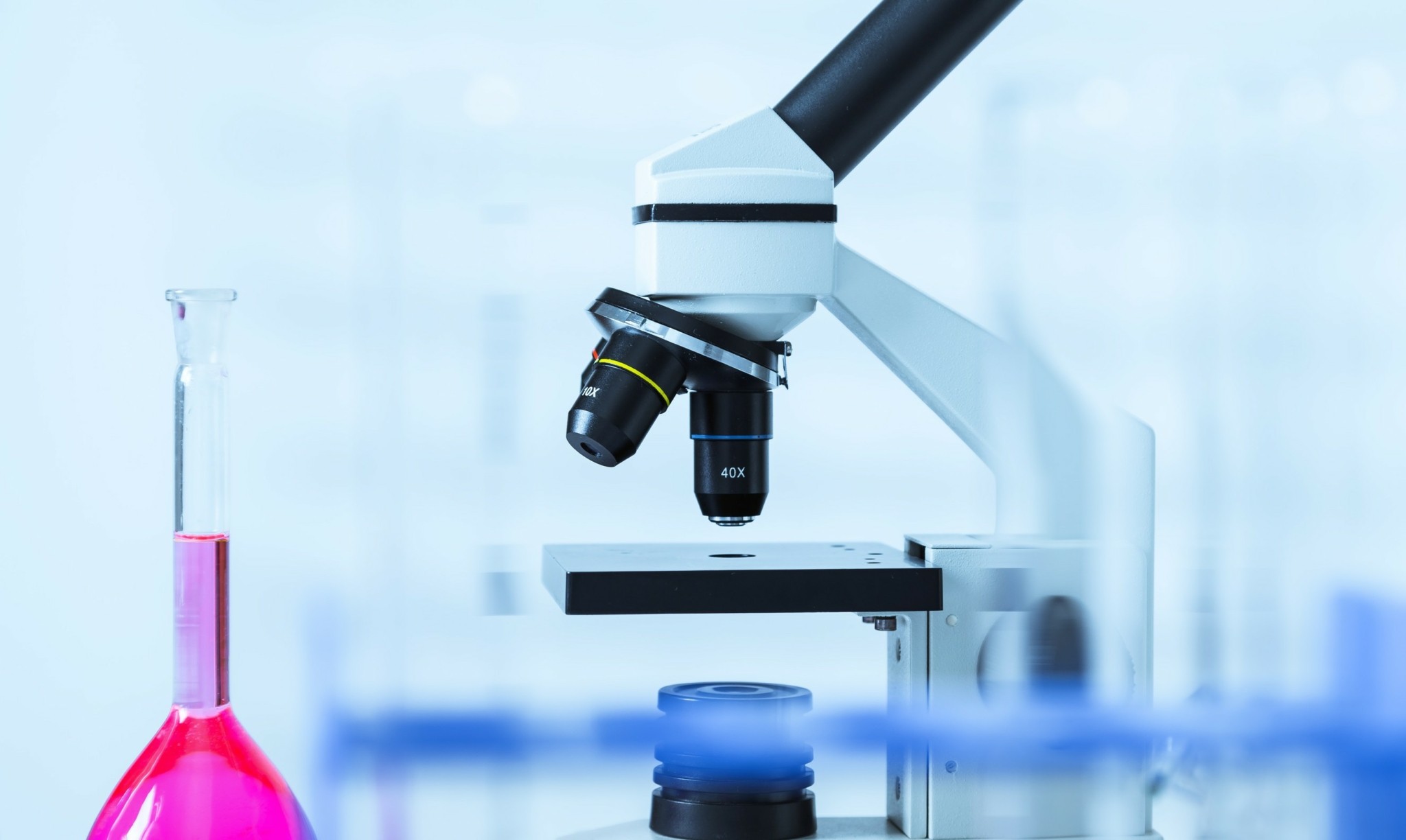 SmartLabs – IWG: 10ετή συνεργασία για πλήρως εξοπλισμένες εργαστηριακές υποδομές σε όλο τον κόσμο