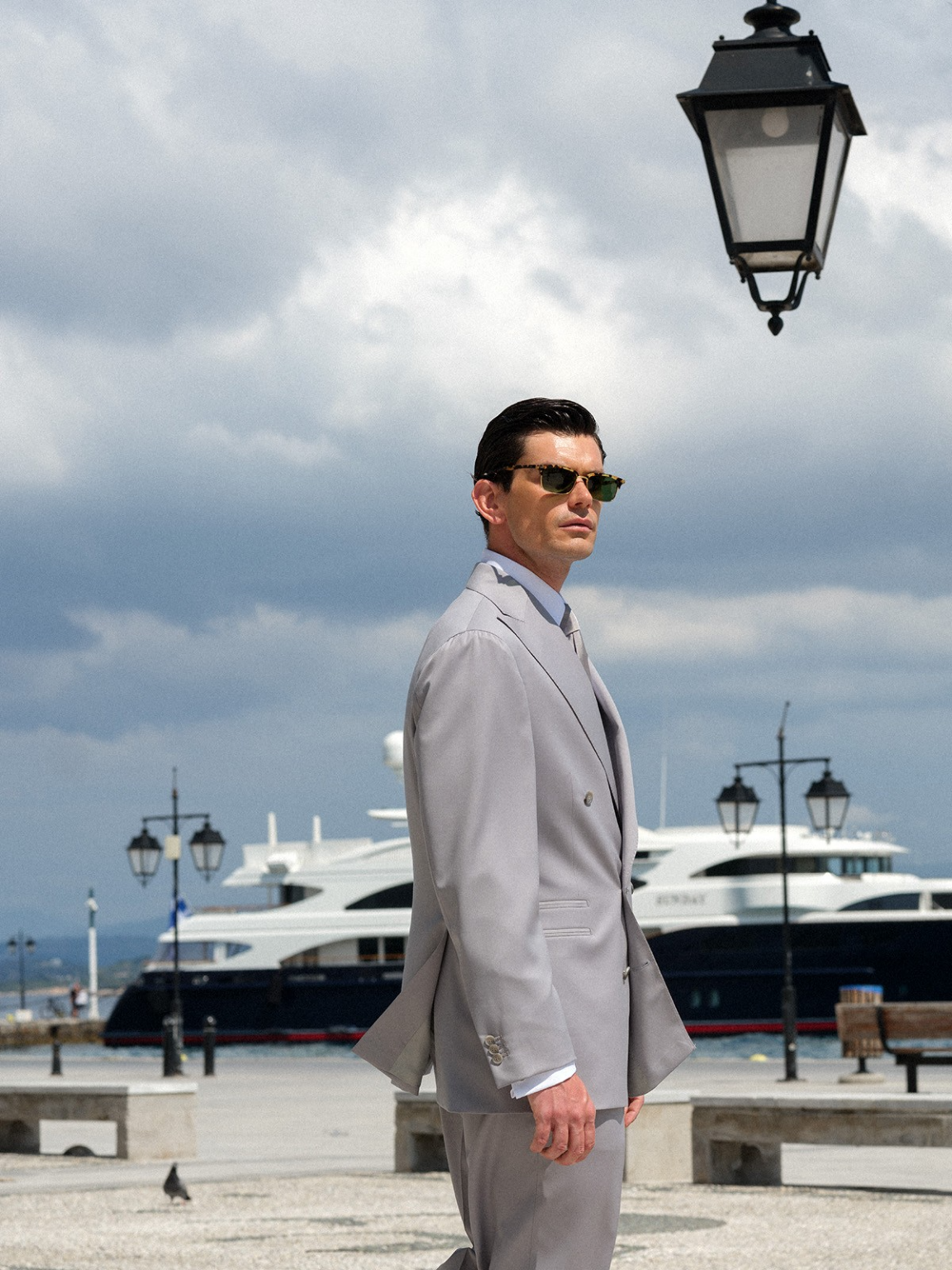 5 κοστούμια, 18 συνδυασμοί: Η νέα συλλογή του Οίκου Χριστάκης σε συνεργασία με το It’s a MAN’s Class