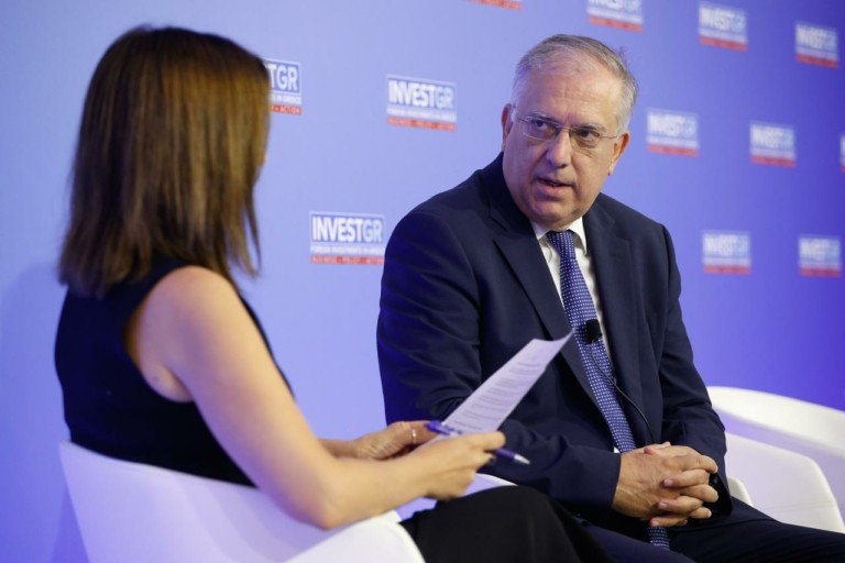 Τάκης Θεοδωρικάκος: Εγκρίθηκαν στρατηγικές και εμβληματικές επενδύσεις €2,5 δισ. τους τελευταίους 10 μήνες