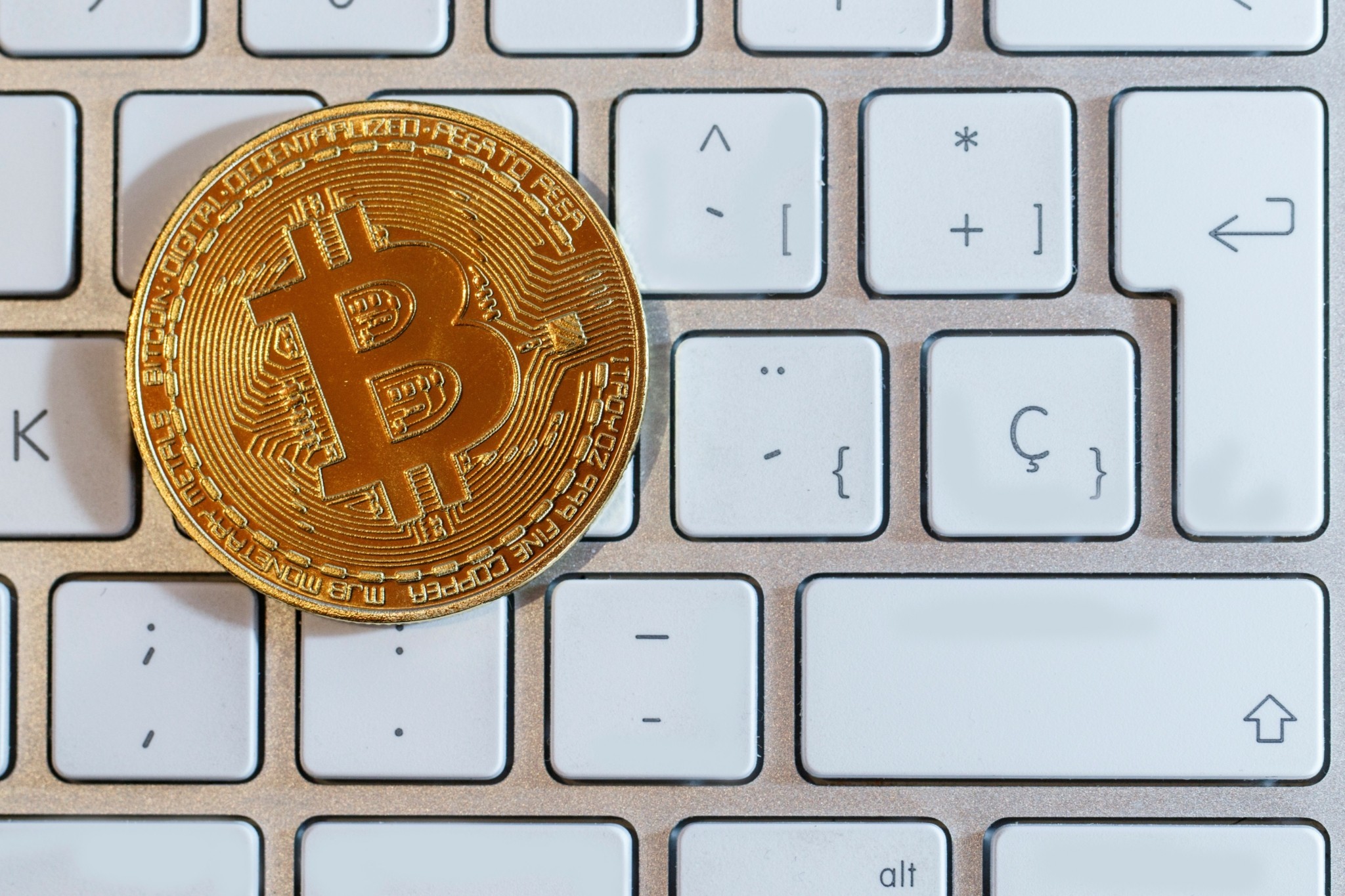 Έρχεται το «ψηφιακό πόθεν έσχες» για τα crypto