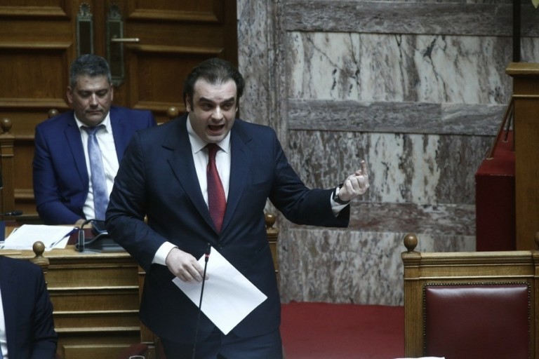 Πιερρακάκης: Υπερρύθμιση η πρόταση ΠΑΣΟΚ για μηδενικές χρεώσεις σε όλα τα ΑΤΜ