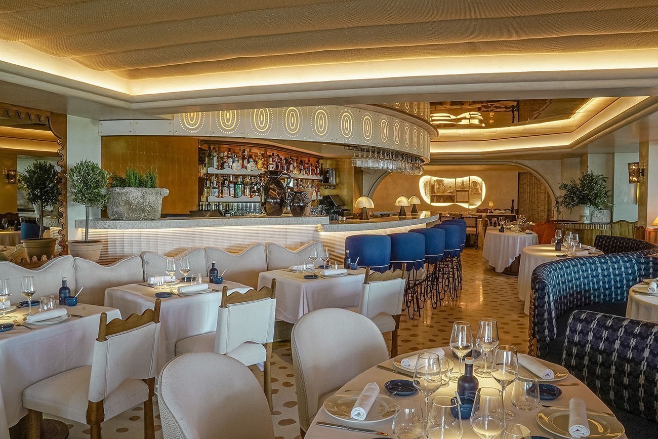 Anna: Το λαμπερό εστιατόριο του σεφ Γιάννη Κιόρογλου στις Κάννες και η ελληνική κουζίνα που κάνει θραύση