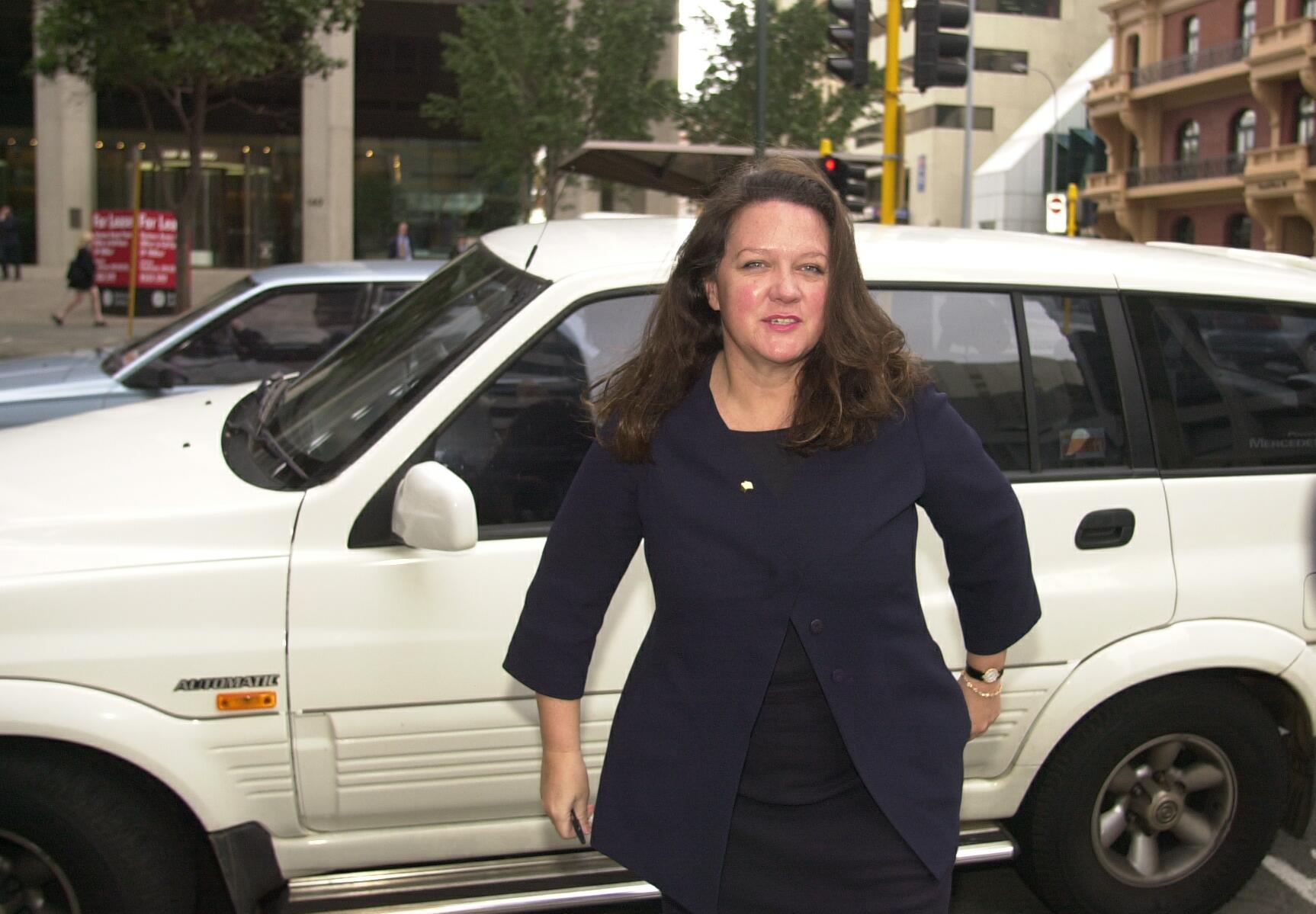 Η ζάμπλουτη “σιδηρά κυρία” της Αυστραλίας είναι η βασίλισσα του υπεδάφους και της σιωπής