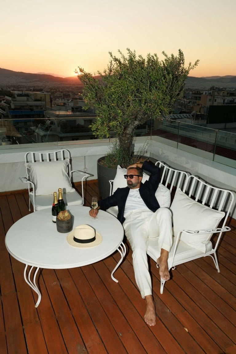 Καλοκαίρι στην Αθήνα: όταν η πόλη σου ψιθυρίζει “μείνε”