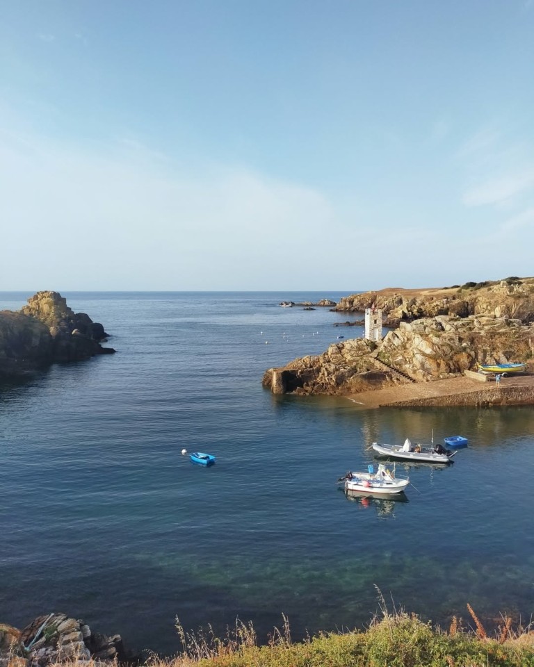 Η “Ηρακλειά” του Ατλαντικού έγινε ησυχαστήριο της καλλιτεχνικής ελίτ