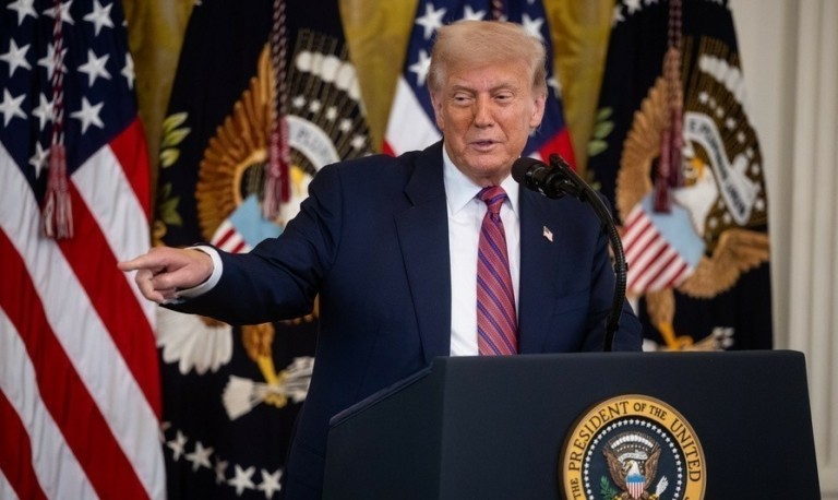 Tραμπ: Στο 50% οι πιθανότητες εμπορικής συμφωνίας με την ΕΕ – Αισιόδοξος για τις συνομιλίες με Κίνα