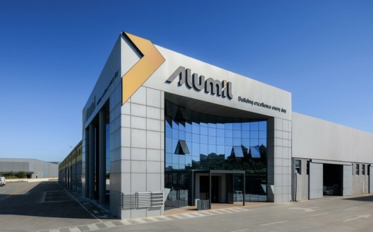 Alumil: Παύει η διαμεσολάβηση των servicers στις δανειακές υποχρεώσεις