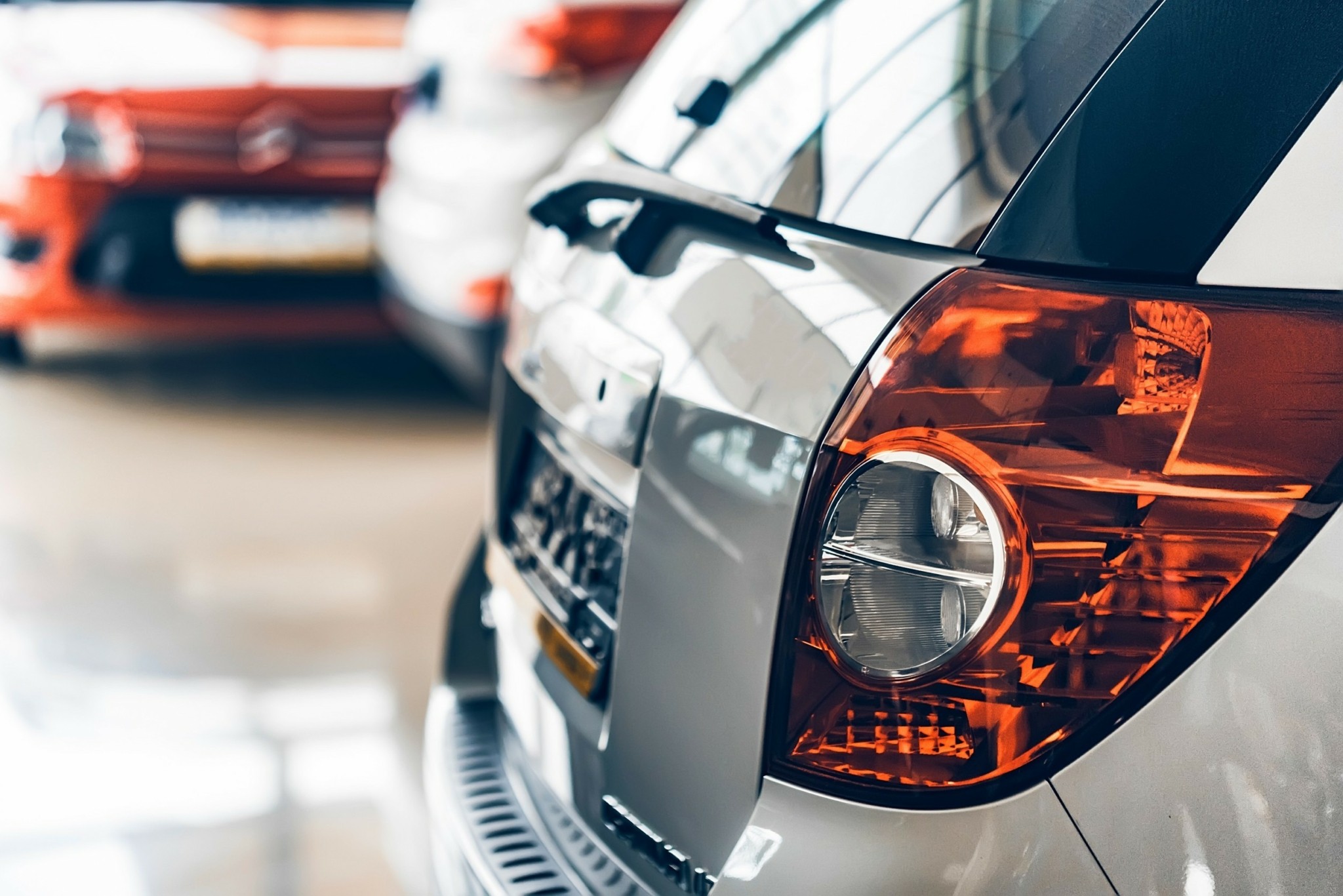 Iαπωνικές αυτοκινητοβιομηχανίες: Ρίχνουν τις τιμές στις εξαγωγές προς ΗΠΑ για να αντισταθμίσουν τους δασμούς