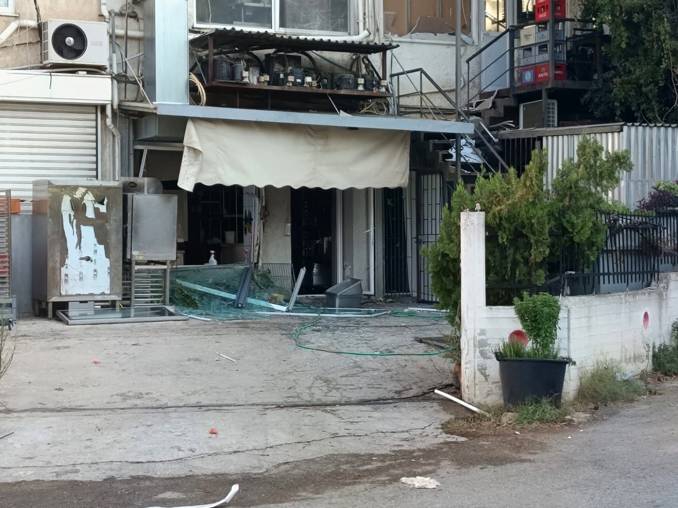 Έκρηξη με δύο τραυματίες σε ταβέρνα στο Μαρούσι