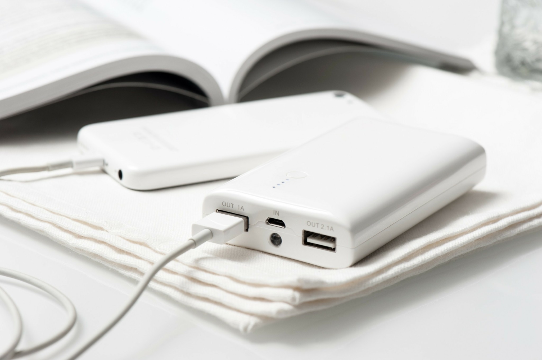 Power banks: Ποια χώρα απαγορεύει στα αεροπλάνα όσα δεν είναι πιστοποιημένα 