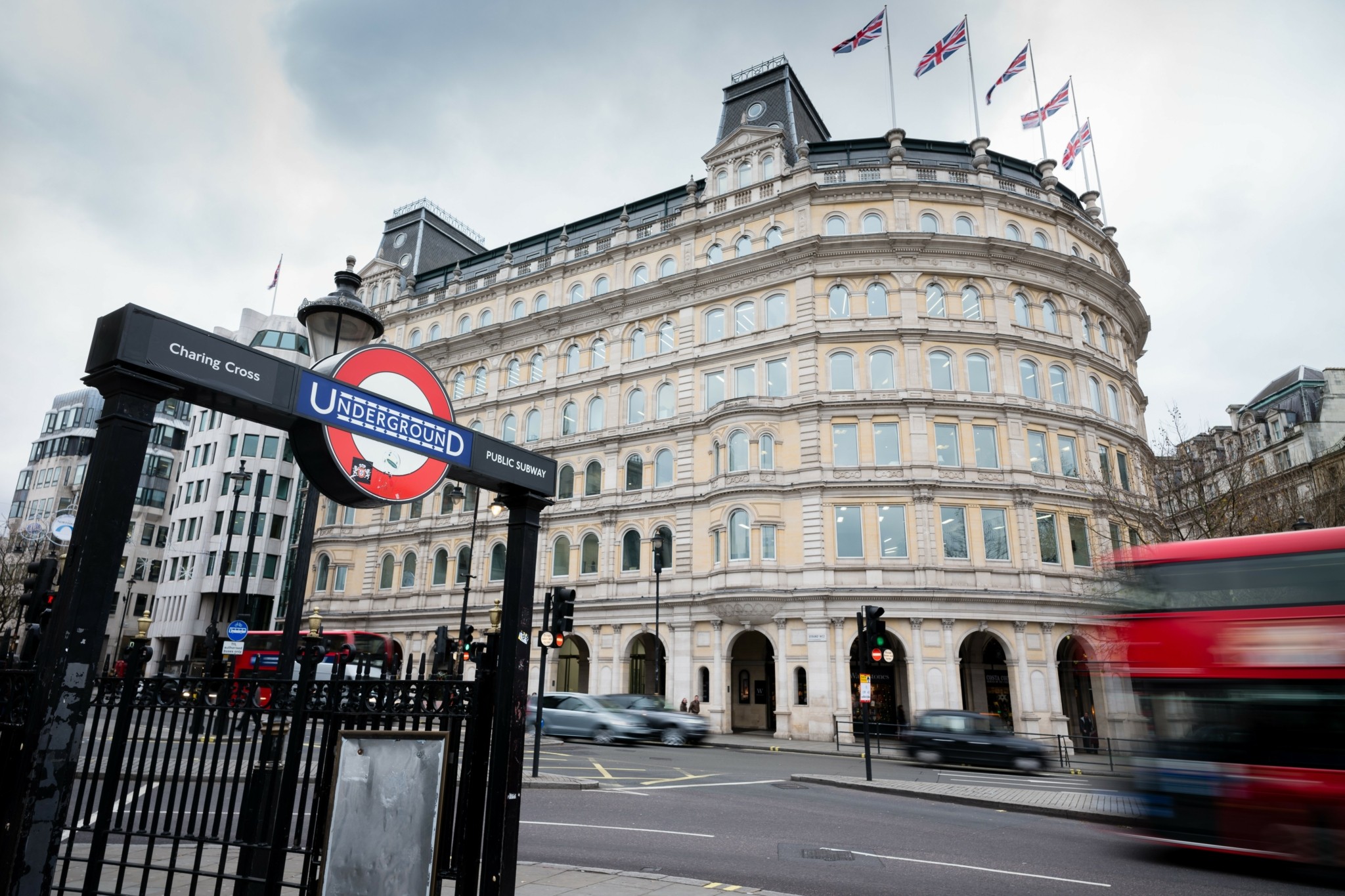 Αυτές οι εταιρείες είναι οι άγνωστες «ατμομηχανές» της βρετανικής οικονομίας