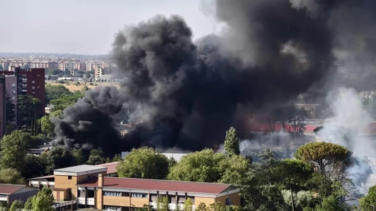 Ιταλία: Ισχυρή έκρηξη σε βενζινάδικο στη Ρώμη – Αναφορές για πολλούς τραυματίες (upd)