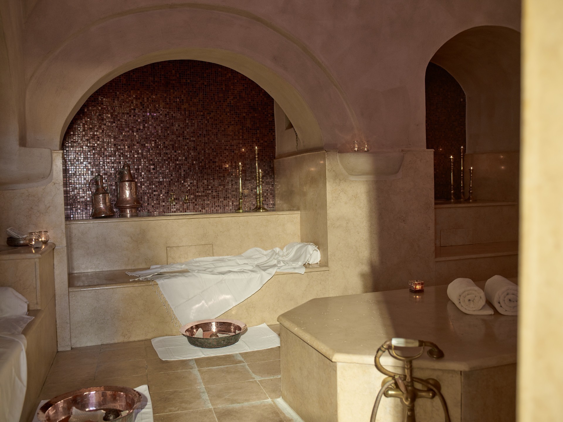 Imaret: Το εμβληματικό ξενοδοχείο της Καβάλας επιστρέφει ανακαινισμένο ως τοπ wellness προορισμός